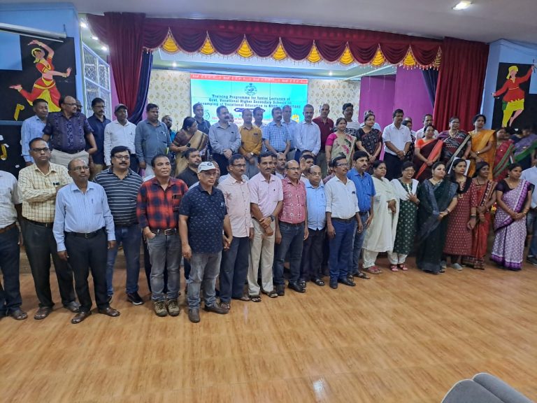 ଧନ୍ଦ।ମୂଳକ ଶିକ୍ଷକଙ୍କ ପ।ଞ୍ଚଦିନିଆ ପ୍ରଶିକ୍ଷଣ ଉଦଯ।ପିତ ପ୍ରଶିକ୍ଷଣ ସହ ୱ।ର୍ଲଡ ସ୍କିଲ ସେଣ୍ଟର ଓ ସେଣ୍ଟ୍ର।ଲ ଟୁଲ ଓ ଟ୍ରେନିଂ ସେଣ୍ଟର ପରିଦର୍ଶନ କଲେ ପ୍ରଶିକ୍ଷ।ର୍ଥୀ