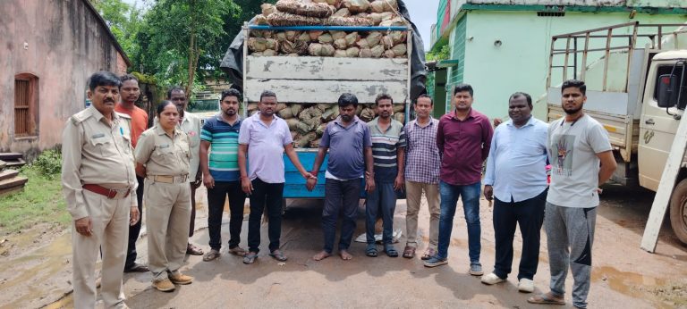 କେନ୍ଦୁପତ୍ର ବୋଝେଇ ଗାଡ଼ି ଜବତ